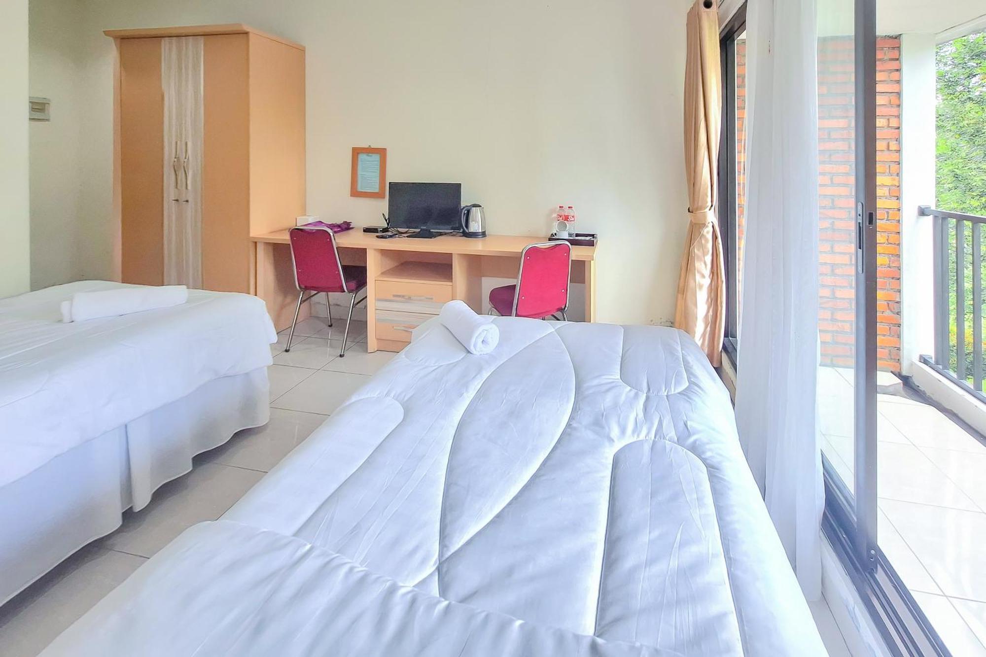 Urbanview Hotel Tridaya Cisarua Puncak Dış mekan fotoğraf